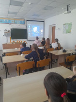 16 мая в нашей школе прошел урок ЦИФРЫ на тему «Технологии в интернет-торговле».